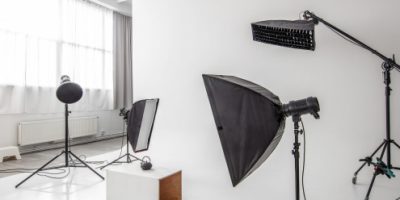 photographic-studio-space-PK7MSH4-scaled-1-495x400